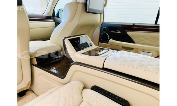 Acheter Import Voiture Lexus LX Noir à Import - Dubai, Marquesas Acheter Import Voiture Lexus LX Noir à Import - Dubai, Marquesas