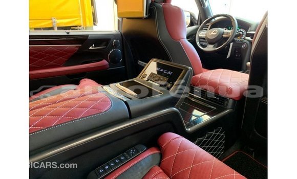 Acheter Import Voiture Lexus LX Noir à Import - Dubai, Marquesas Acheter Import Voiture Lexus LX Noir à Import - Dubai, Marquesas