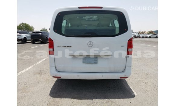Acheter Import Voiture Mercedes-Benz Vito Blanc à Import - Dubai, Marquesas Acheter Import Voiture Mercedes-Benz Vito Blanc à Import - Dubai, Marquesas