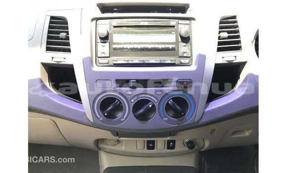 Buy Import Toyota Hilux Other Car in Import - Dubai in Marquesas Buy Import Toyota Hilux Other Car in Import - Dubai in Marquesas
