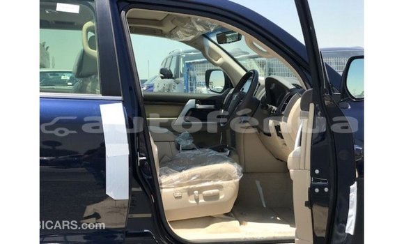 Buy Import Toyota Land Cruiser Blue Car in Import - Dubai in Marquesas Buy Import Toyota Land Cruiser Blue Car in Import - Dubai in Marquesas