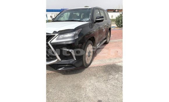 Acheter Import Voiture Lexus LX Noir à Import - Dubai, Marquesas Acheter Import Voiture Lexus LX Noir à Import - Dubai, Marquesas