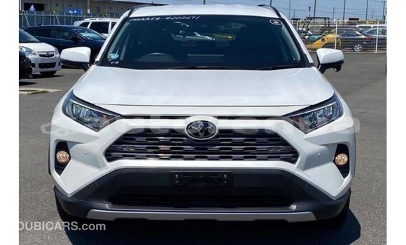 Buy Import Toyota 4Runner White Car in Import - Dubai in Marquesas Buy Import Toyota 4Runner White Car in Import - Dubai in Marquesas