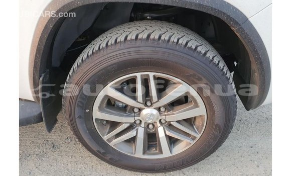 Acheter Import Voiture Toyota Fortuner Blanc à Import - Dubai, Marquesas Acheter Import Voiture Toyota Fortuner Blanc à Import - Dubai, Marquesas
