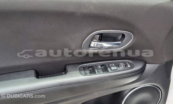 Acheter Import Moto Honda C Blanc à Import - Dubai, Marquesas Acheter Import Moto Honda C Blanc à Import - Dubai, Marquesas