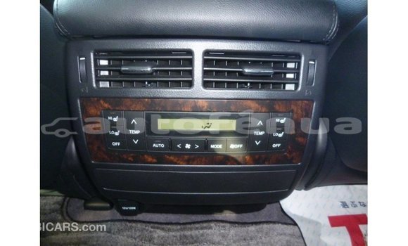 Buy Import Toyota Land Cruiser White Car in Import - Dubai in Marquesas Buy Import Toyota Land Cruiser White Car in Import - Dubai in Marquesas