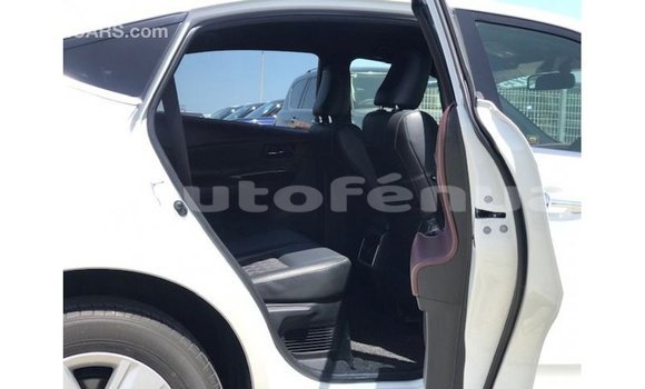 Buy Import Toyota Harrier White Car in Import - Dubai in Marquesas Buy Import Toyota Harrier White Car in Import - Dubai in Marquesas