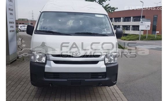 Buy Import Toyota Hiace White Car in Import - Dubai in Marquesas Buy Import Toyota Hiace White Car in Import - Dubai in Marquesas