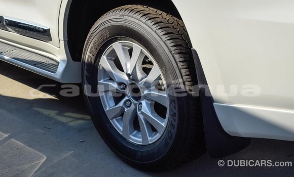 Acheter Import Voiture Toyota Land Cruiser Blanc à Import - Dubai, Marquesas Acheter Import Voiture Toyota Land Cruiser Blanc à Import - Dubai, Marquesas