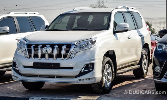 Acheter Import Voiture Toyota Prado Blanc à Import - Dubai, Marquesas Acheter Import Voiture Toyota Prado Blanc à Import - Dubai, Marquesas