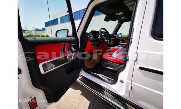 Acheter Import Voiture Mercedes-Benz 190 Blanc à Import - Dubai, Marquesas Acheter Import Voiture Mercedes-Benz 190 Blanc à Import - Dubai, Marquesas