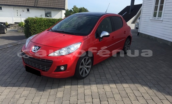 Acheter Occasion Voiture Peugeot 207 Rouge à Papeete, Tahiti Acheter Occasion Voiture Peugeot 207 Rouge à Papeete, Tahiti