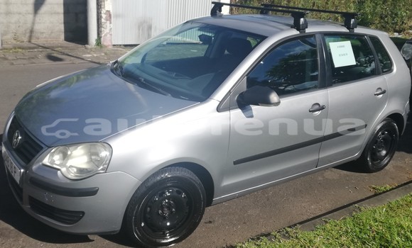 Medium with watermark volkswagen polo tahiti papeete 3817