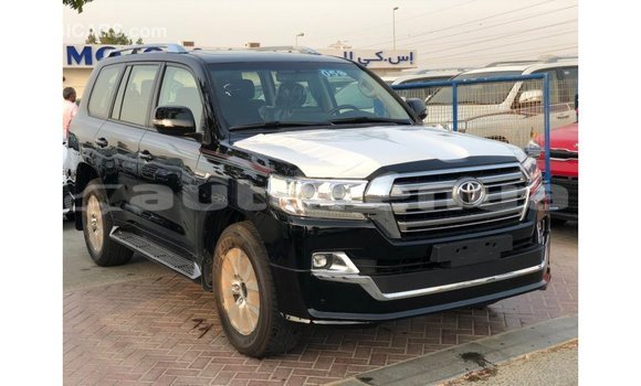 Acheter Import Voiture Toyota Land Cruiser Noir à Import - Dubai, Marquesas Acheter Import Voiture Toyota Land Cruiser Noir à Import - Dubai, Marquesas