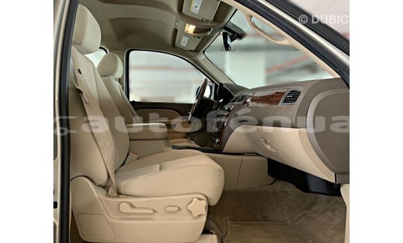 Acheter Import Voiture Chevrolet Tahoe Autre à Import - Dubai, Marquesas Acheter Import Voiture Chevrolet Tahoe Autre à Import - Dubai, Marquesas