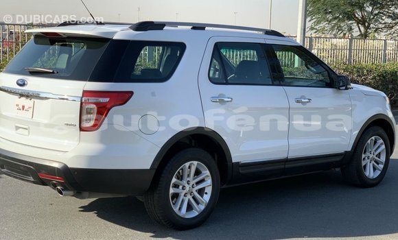 Acheter Import Voiture Ford Explorer Blanc à Import - Dubai, Marquesas Acheter Import Voiture Ford Explorer Blanc à Import - Dubai, Marquesas