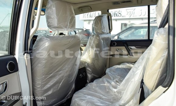 Acheter Import Voiture Mitsubishi Pajero Blanc à Import - Dubai, Marquesas Acheter Import Voiture Mitsubishi Pajero Blanc à Import - Dubai, Marquesas