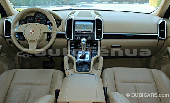 Acheter Import Voiture Porsche Cayenne Marron à Import - Dubai, Marquesas Acheter Import Voiture Porsche Cayenne Marron à Import - Dubai, Marquesas