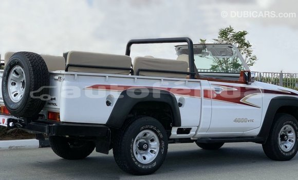 Acheter Import Voiture Nissan Patrol Blanc à Import - Dubai, Marquesas Acheter Import Voiture Nissan Patrol Blanc à Import - Dubai, Marquesas