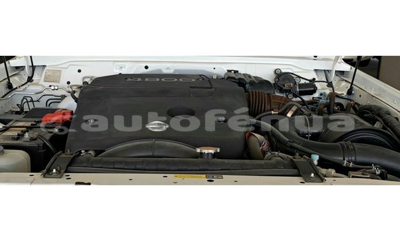 Acheter Import Voiture Nissan Patrol Blanc à Import - Dubai, Marquesas Acheter Import Voiture Nissan Patrol Blanc à Import - Dubai, Marquesas