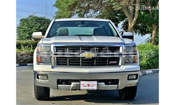 Acheter Import Voiture Chevrolet Silverado Blanc à Import - Dubai, Marquesas Acheter Import Voiture Chevrolet Silverado Blanc à Import - Dubai, Marquesas
