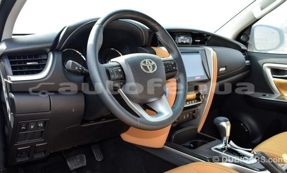 Acheter Import Voiture Toyota Fortuner Blanc à Import - Dubai, Marquesas Acheter Import Voiture Toyota Fortuner Blanc à Import - Dubai, Marquesas