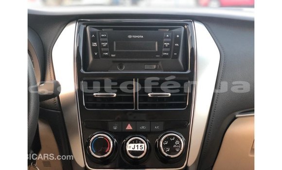 Acheter Import Voiture Toyota Yaris Autre à Import - Dubai, Marquesas Acheter Import Voiture Toyota Yaris Autre à Import - Dubai, Marquesas