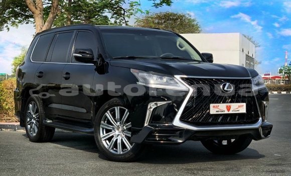 Acheter Import Voiture Lexus LX Noir à Import - Dubai, Marquesas