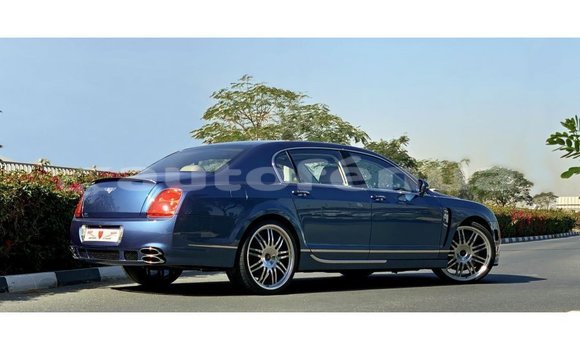 Acheter Import Voiture Bentley Continental Flying Spur Bleu à Import - Dubai, Marquesas Acheter Import Voiture Bentley Continental Flying Spur Bleu à Import - Dubai, Marquesas