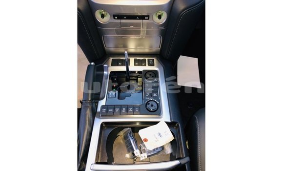 Acheter Import Voiture Toyota Land Cruiser Noir à Import - Dubai, Marquesas Acheter Import Voiture Toyota Land Cruiser Noir à Import - Dubai, Marquesas