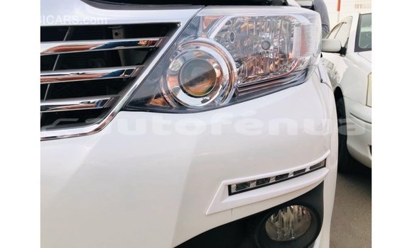 Acheter Import Voiture Toyota Fortuner Blanc à Import - Dubai, Marquesas Acheter Import Voiture Toyota Fortuner Blanc à Import - Dubai, Marquesas