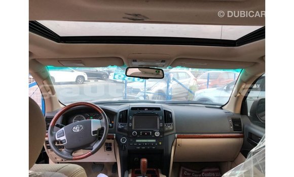 Acheter Import Voiture Toyota Land Cruiser Noir à Import - Dubai, Marquesas Acheter Import Voiture Toyota Land Cruiser Noir à Import - Dubai, Marquesas
