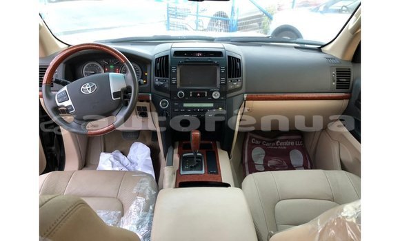 Acheter Import Voiture Toyota Land Cruiser Noir à Import - Dubai, Marquesas Acheter Import Voiture Toyota Land Cruiser Noir à Import - Dubai, Marquesas