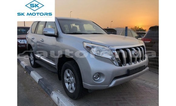 Acheter Import Voiture Toyota Prado Autre à Import - Dubai, Marquesas