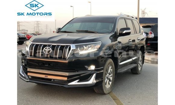 Acheter Import Voiture Toyota Prado Noir à Import - Dubai, Marquesas