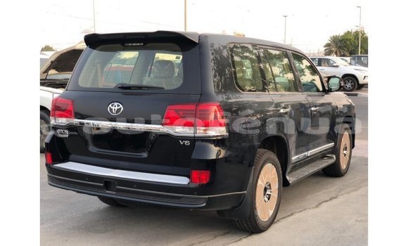 Buy Import Toyota Land Cruiser Black Car in Import - Dubai in Marquesas Buy Import Toyota Land Cruiser Black Car in Import - Dubai in Marquesas