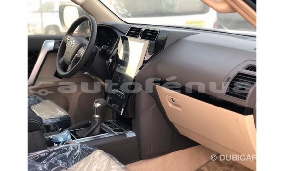 Acheter Import Voiture Toyota Prado Noir à Import - Dubai, Marquesas Acheter Import Voiture Toyota Prado Noir à Import - Dubai, Marquesas
