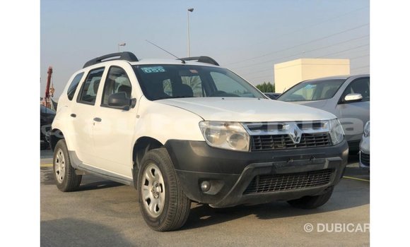 Acheter Import Voiture Renault Duster Blanc à Import - Dubai, Marquesas Acheter Import Voiture Renault Duster Blanc à Import - Dubai, Marquesas