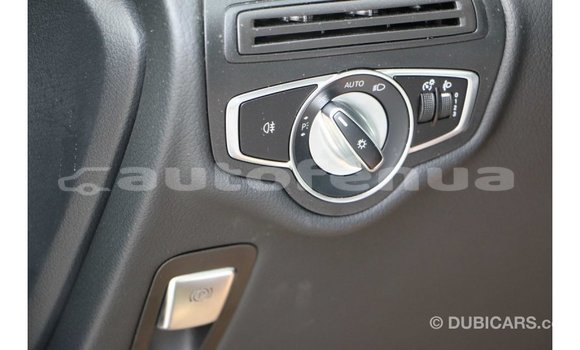 Acheter Import Voiture Mercedes-Benz 250 Noir à Import - Dubai, Marquesas Acheter Import Voiture Mercedes-Benz 250 Noir à Import - Dubai, Marquesas