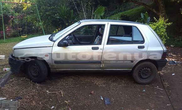 Acheter Occasion Voiture Renault Clio Autre à Vairaatea, Tuamotu Acheter Occasion Voiture Renault Clio Autre à Vairaatea, Tuamotu