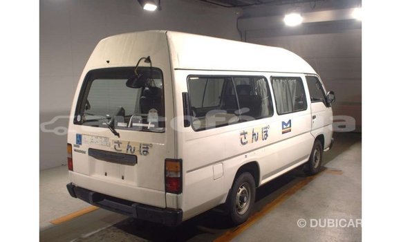 Buy Import Nissan Caravan White Car in Import - Dubai in Marquesas Buy Import Nissan Caravan White Car in Import - Dubai in Marquesas