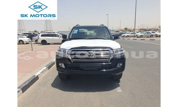 Acheter Import Voiture Toyota Land Cruiser Noir à Import - Dubai, Marquesas