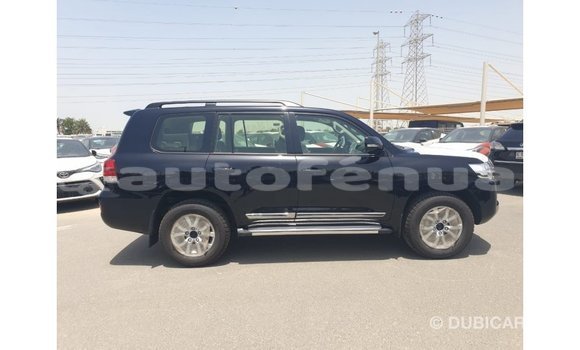 Buy Import Toyota Land Cruiser Black Car in Import - Dubai in Marquesas Buy Import Toyota Land Cruiser Black Car in Import - Dubai in Marquesas