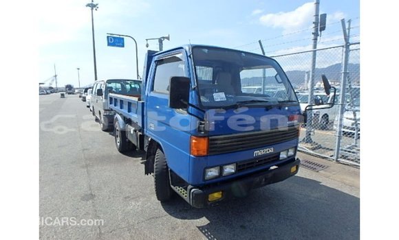 Buy Import Mazda 3 Blue Car in Import - Dubai in Marquesas Buy Import Mazda 3 Blue Car in Import - Dubai in Marquesas