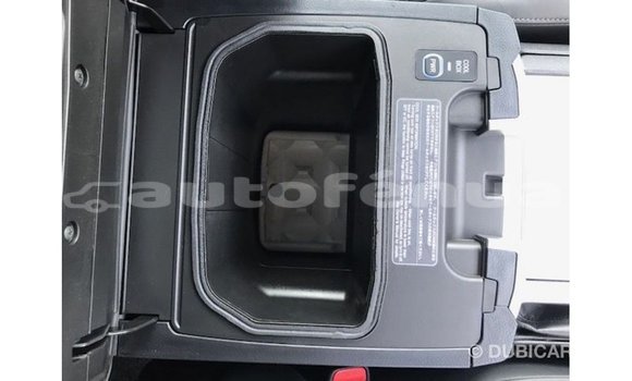 Buy Import Toyota Land Cruiser White Car in Import - Dubai in Marquesas Buy Import Toyota Land Cruiser White Car in Import - Dubai in Marquesas