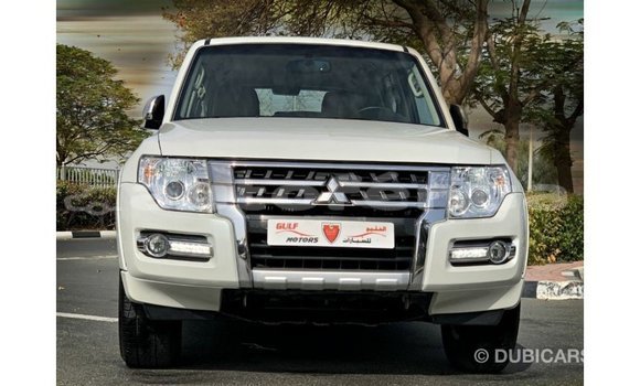 Acheter Import Voiture Mitsubishi Pajero Blanc à Import - Dubai, Marquesas Acheter Import Voiture Mitsubishi Pajero Blanc à Import - Dubai, Marquesas