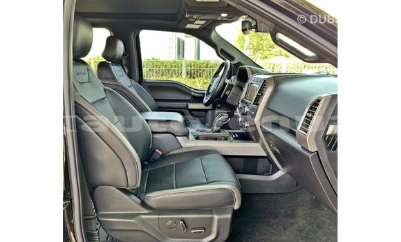 Acheter Import Voiture Ford Club Wagon Noir à Import - Dubai, Marquesas Acheter Import Voiture Ford Club Wagon Noir à Import - Dubai, Marquesas