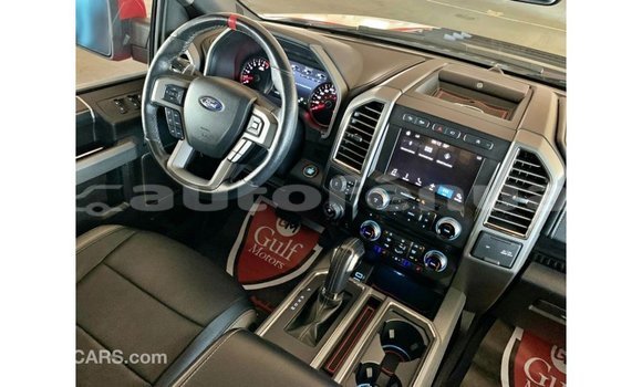 Acheter Import Voiture Ford Club Wagon Rouge à Import - Dubai, Marquesas Acheter Import Voiture Ford Club Wagon Rouge à Import - Dubai, Marquesas