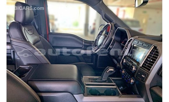 Acheter Import Voiture Ford Club Wagon Rouge à Import - Dubai, Marquesas Acheter Import Voiture Ford Club Wagon Rouge à Import - Dubai, Marquesas