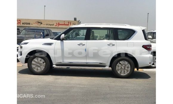 Buy Import Nissan Patrol White Car in Import - Dubai in Marquesas Buy Import Nissan Patrol White Car in Import - Dubai in Marquesas